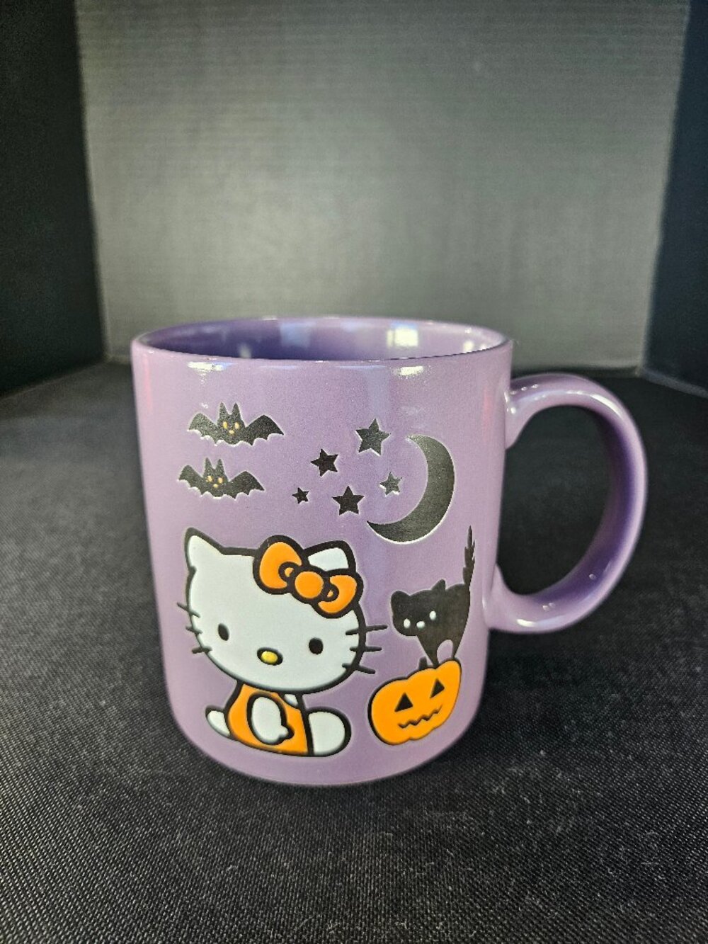 Sanrio Hello Kitty Halloween Purple Ceramic Mug 20 Ounce Cat Pumpkin Bat Moon